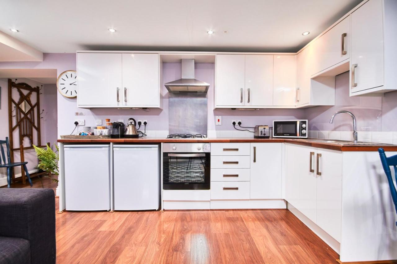 Newcastle Treasure - Sleeps 4 - Lower Ground Floor Екстер'єр фото